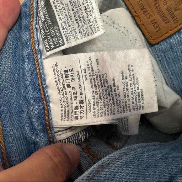 Levi's Wedgie Straight Distressed Ankle Jeans Size 24x26 Classic Festival Boho - Picture 10 of 12